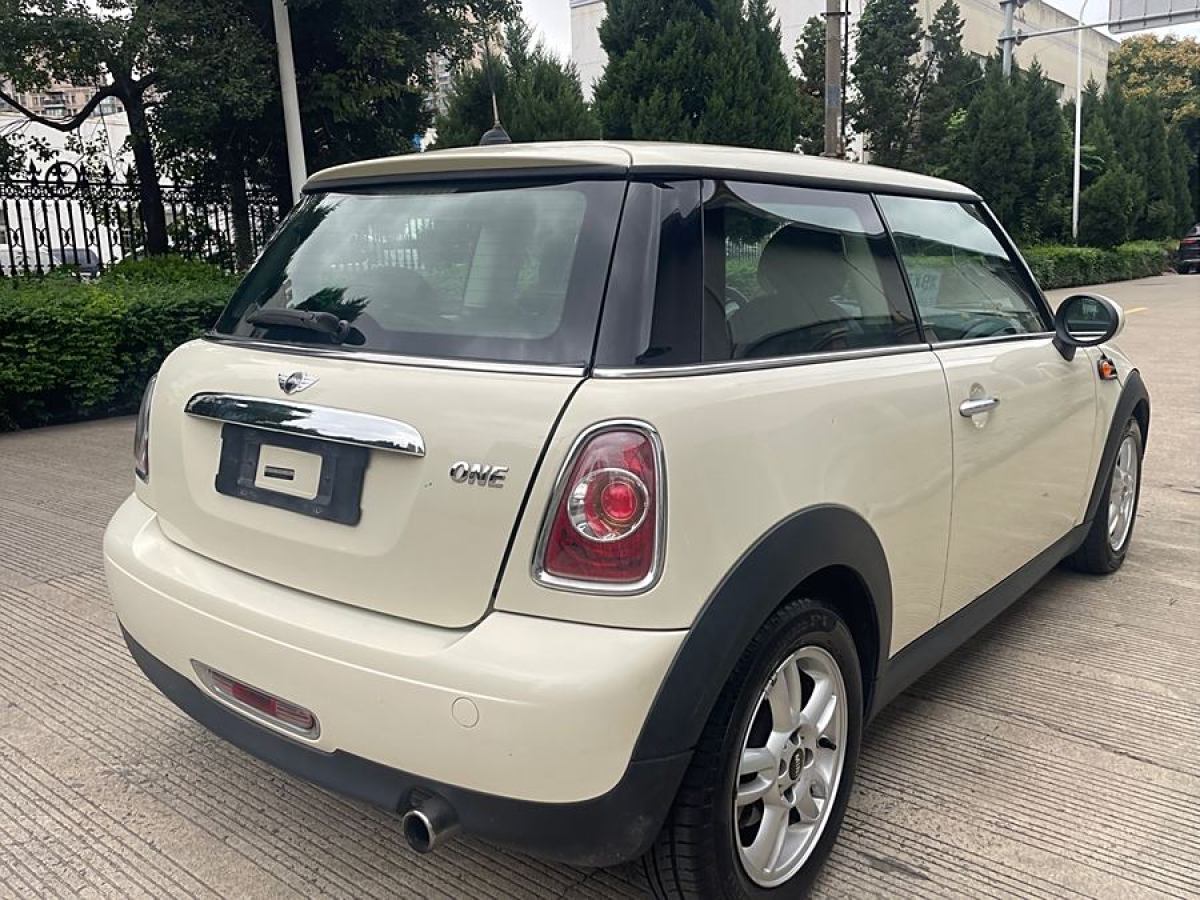 MINI MINI  2013款 1.6L ONE 限量第一款圖片