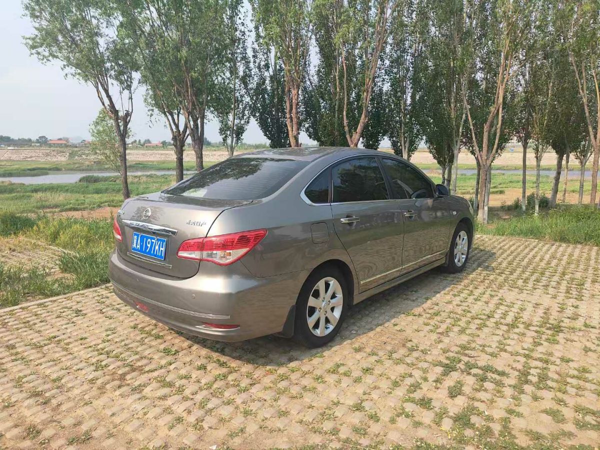 日產(chǎn) 軒逸  2012款 1.6XE 手動(dòng)舒適版圖片