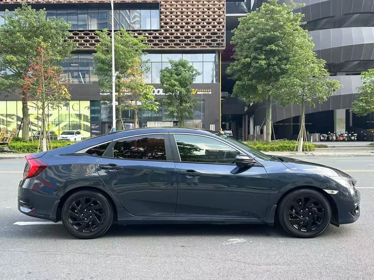 本田 思域  2016款 220TURBO CVT豪華版圖片
