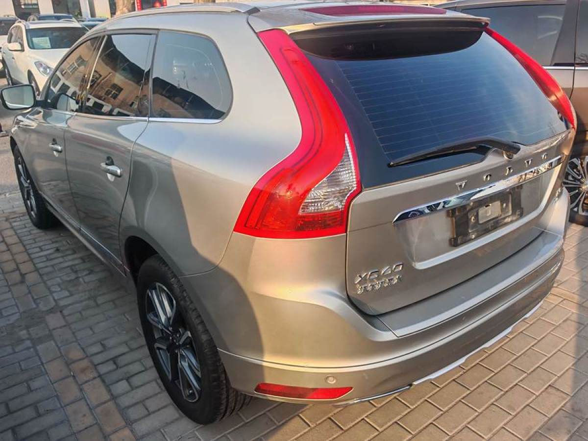 沃爾沃 XC60  2016款 T5 AWD 智馭版圖片