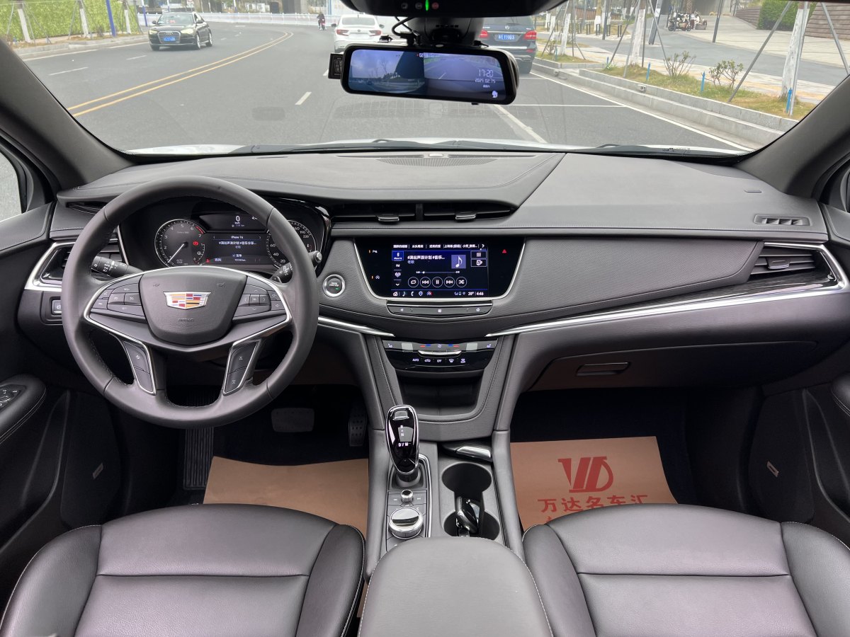 凱迪拉克 XT5  2021款 2.0T 兩驅(qū)豪華型圖片