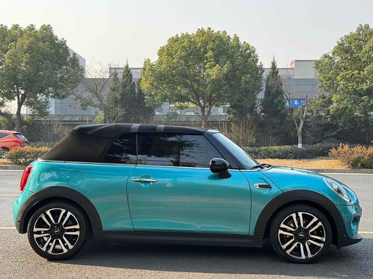 MINI MINI  2018款 1.5T COOPER CABRIO 藝術(shù)家圖片