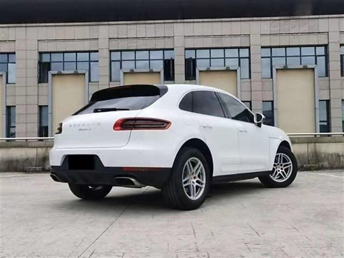 保時(shí)捷 Macan  2014款 Macan 2.0T圖片