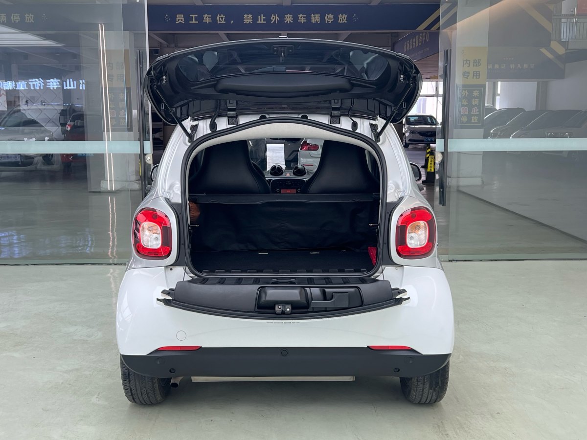 smart fortwo  2015款 1.0L 52千瓦硬頂激情版圖片