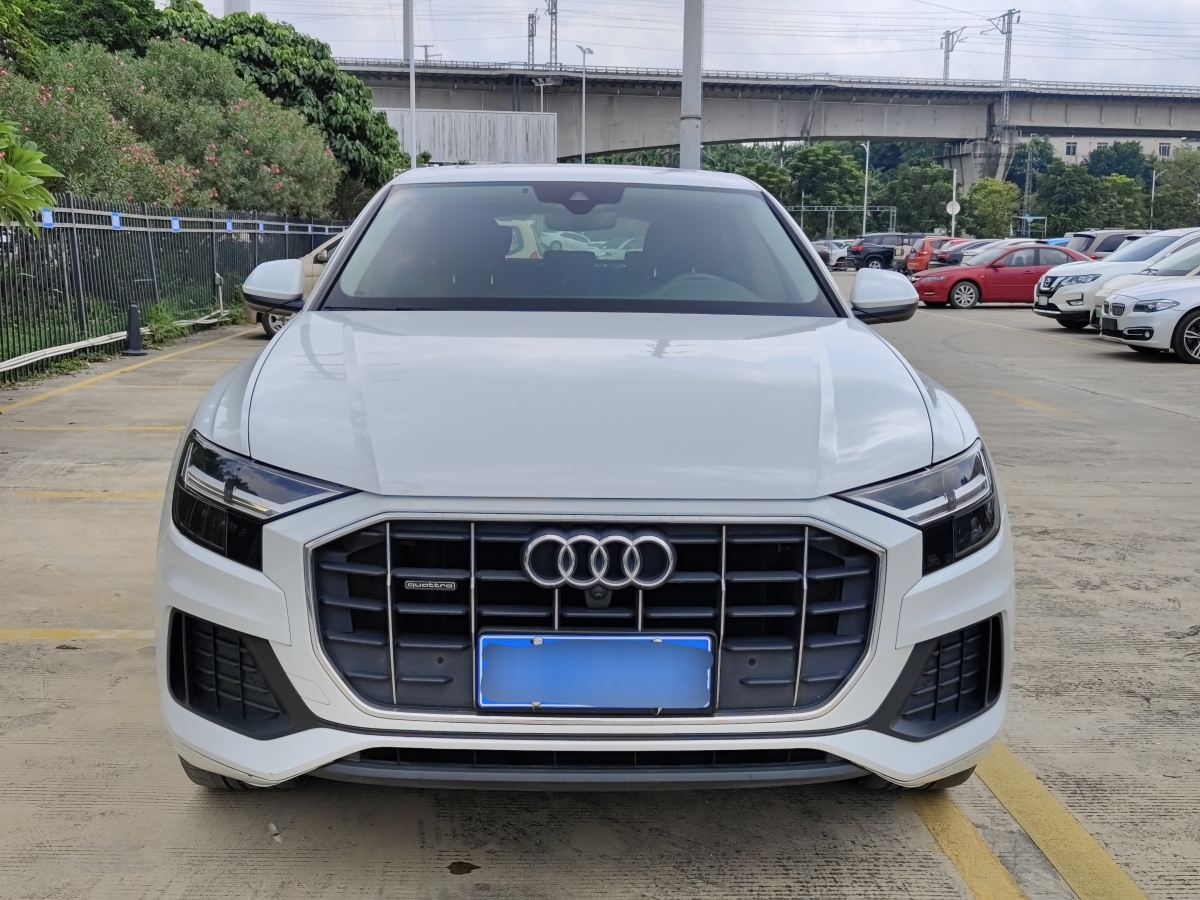 奧迪 奧迪Q8  2019款 45 TFSI 豪華致雅型圖片