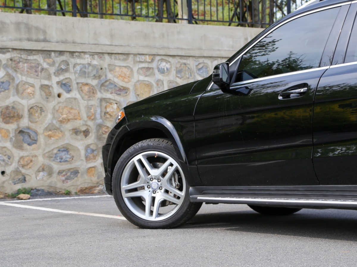 奔驰 奔驰GL级  2014款 GL 550 美规版图片
