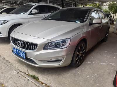 2018年9月 沃尔沃 S60L T3 智进进取版图片