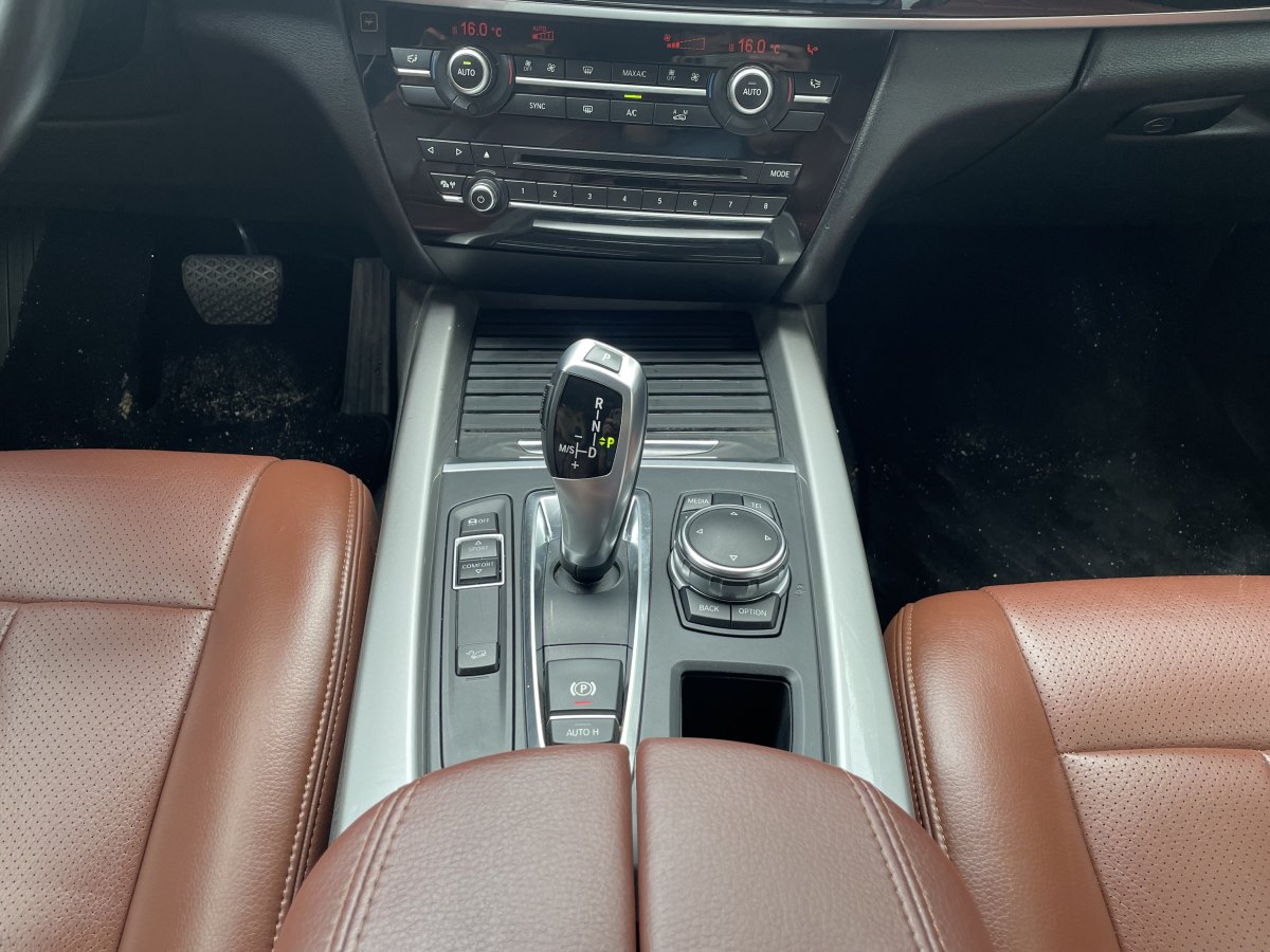 2018年3月宝马 宝马X5  2017款 xDrive35i 领先型