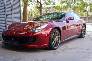 GTC4Lusso 法拉利 3.9T V8