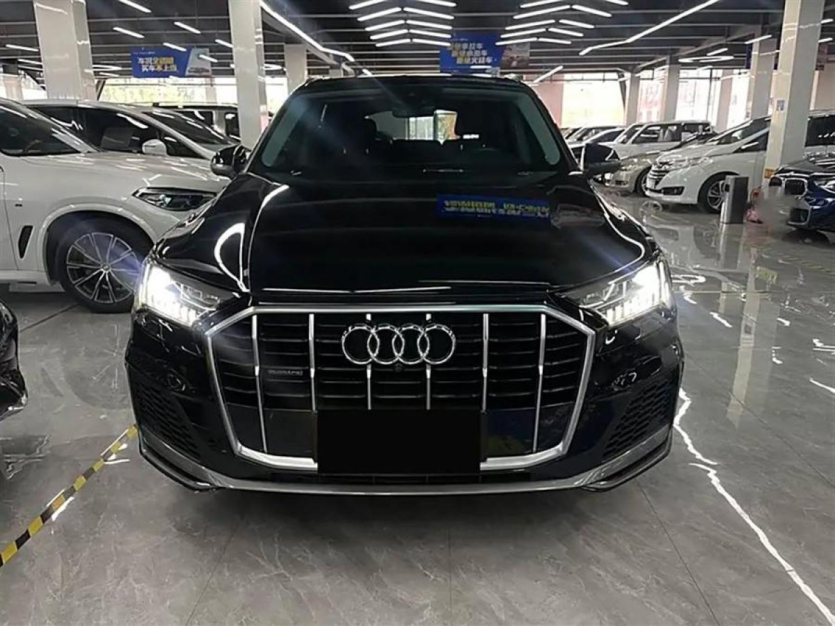 奧迪 奧迪Q7  2024款 55 TFSI quattro S line尊貴型圖片