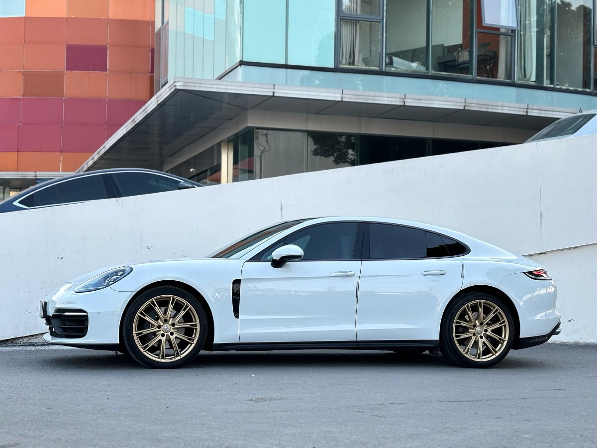 保時(shí)捷 Panamera  2023款 改款 Panamera 2.9T 鉑金版圖片