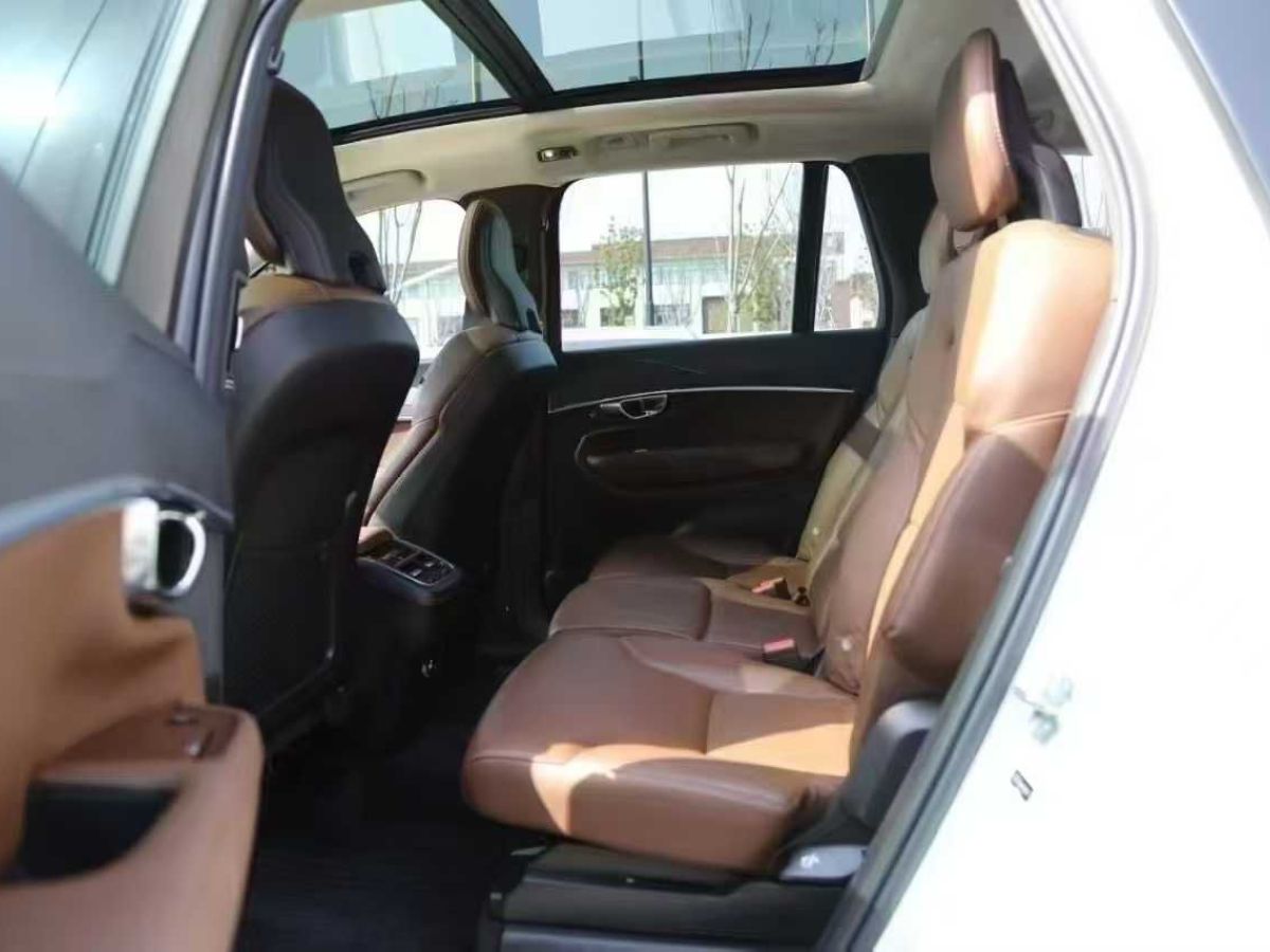 沃爾沃 XC90  2019款  T5 智逸版 7座 國VI圖片