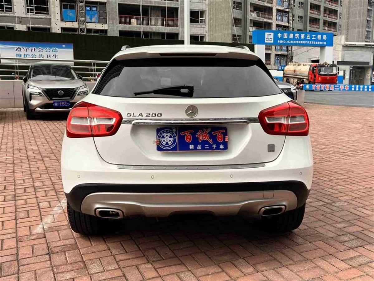 奔馳 奔馳GLA  2016款 GLA 200 動感型圖片