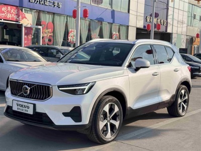 2022年12月 沃爾沃 沃爾沃XC40 B4 四驅(qū)智遠(yuǎn)豪華版圖片