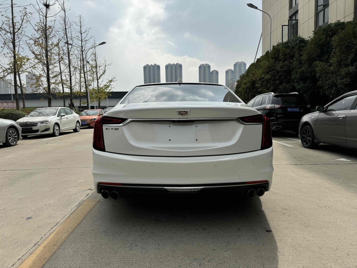 凱迪拉克 CT6  2023款 28T 豪華型圖片