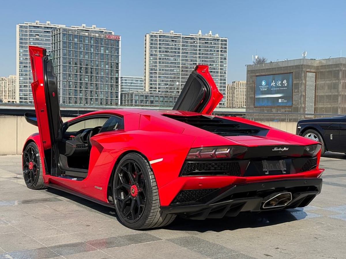 蘭博基尼 Aventador  2017款 Aventador S圖片