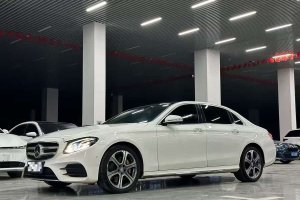 奔馳E級(jí) 奔馳 E 320 L 運(yùn)動(dòng)型 4MATIC
