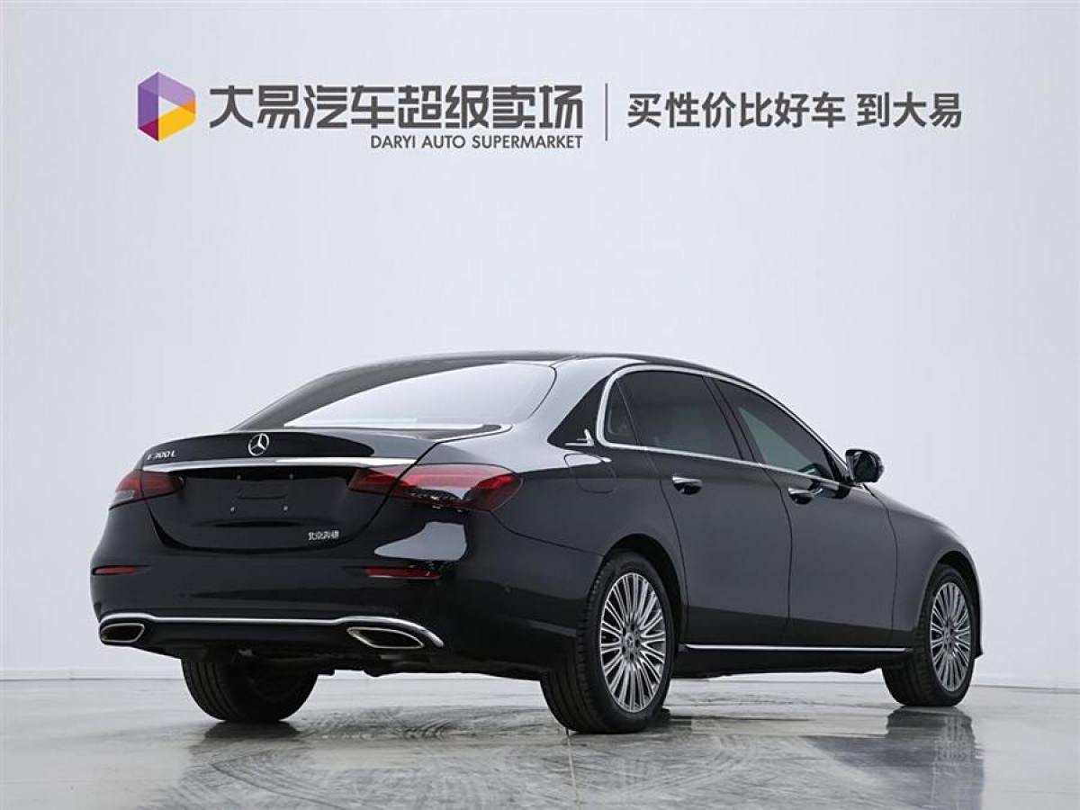 奔馳 奔馳E級(jí)  2022款 改款 E 300 L 豪華型圖片