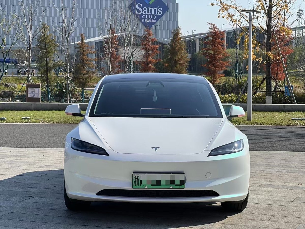 特斯拉 Model Y  2023款 后輪驅(qū)動版圖片