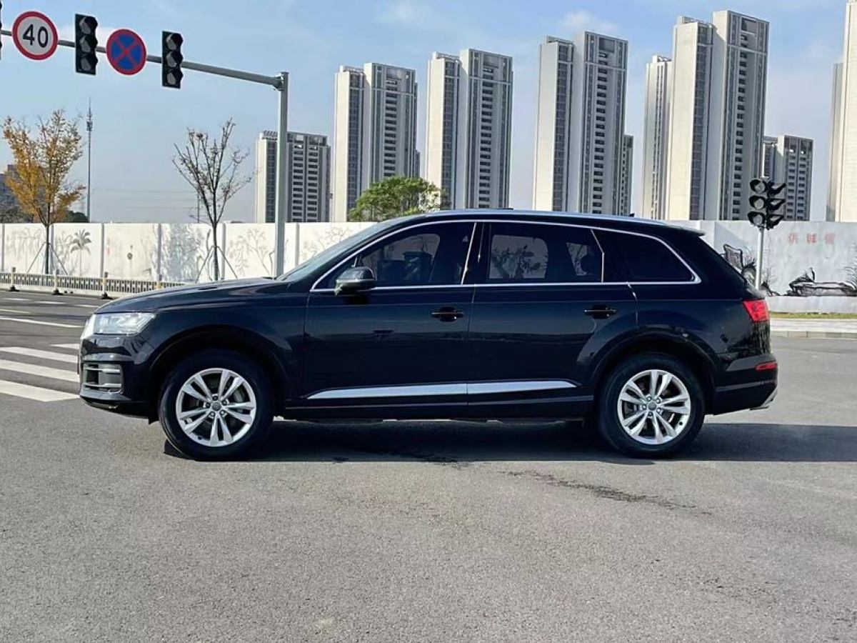 奧迪 奧迪Q7  2018款 45 TFSI 技術(shù)型圖片