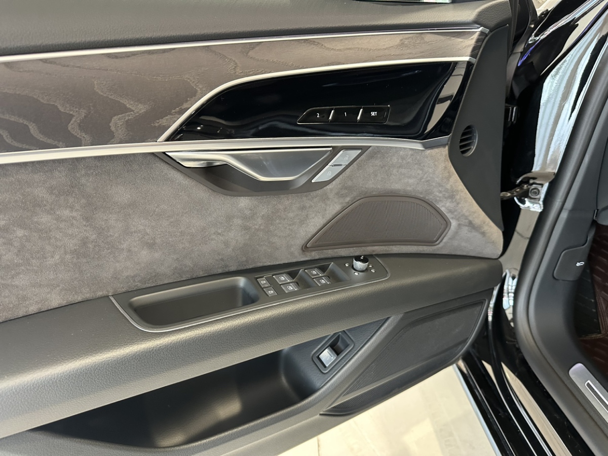 奧迪 奧迪A8  2022款 A8L 50 TFSI quattro 舒適型典藏版圖片