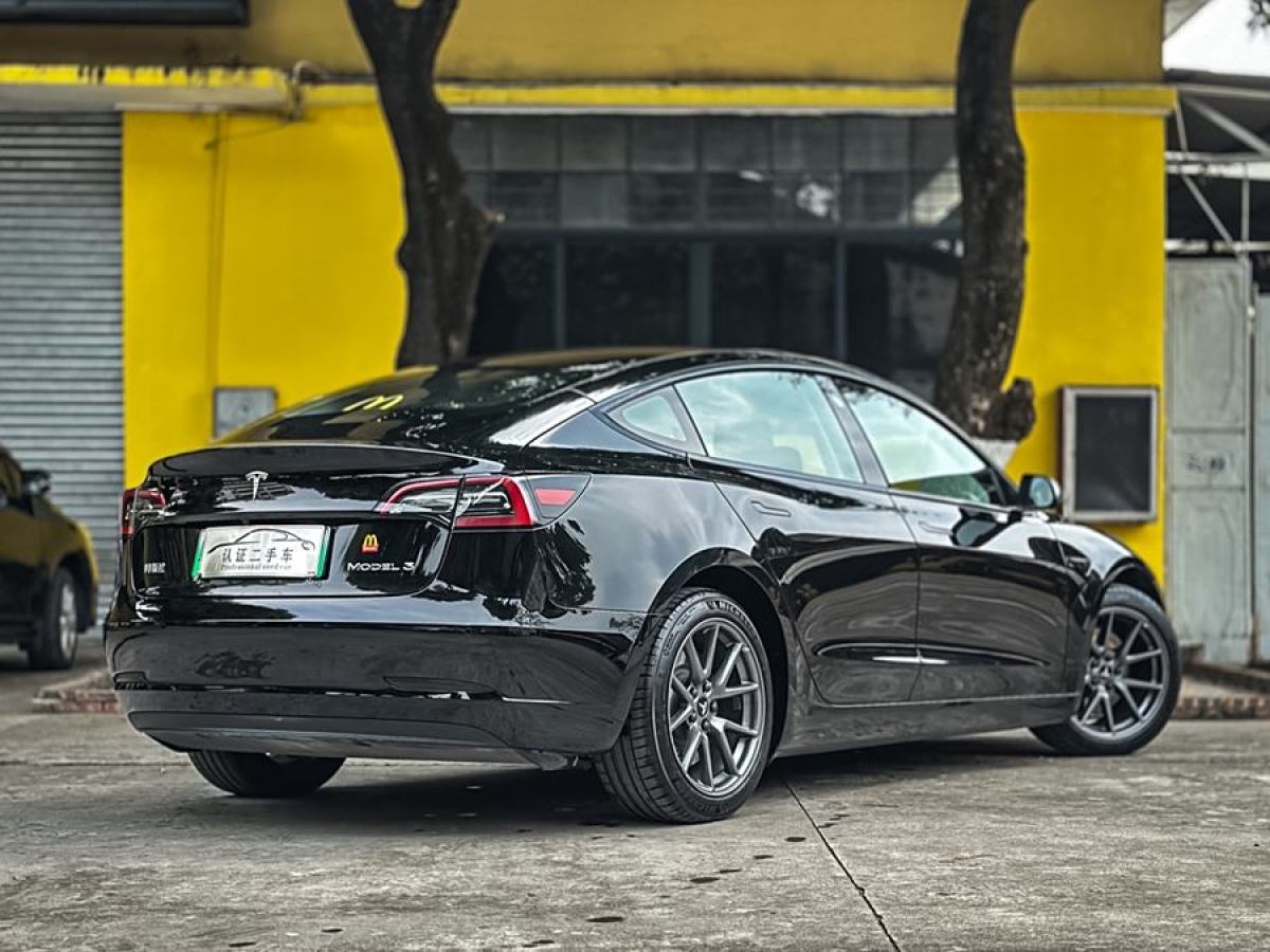 特斯拉 Model Y  2022款 改款 后輪驅(qū)動版圖片