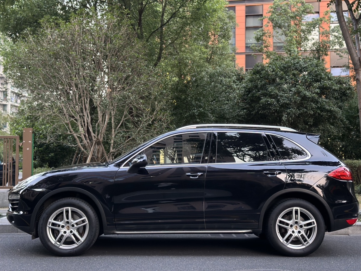 2014年01月保時捷 Cayenne  2011款 Cayenne 3.0T