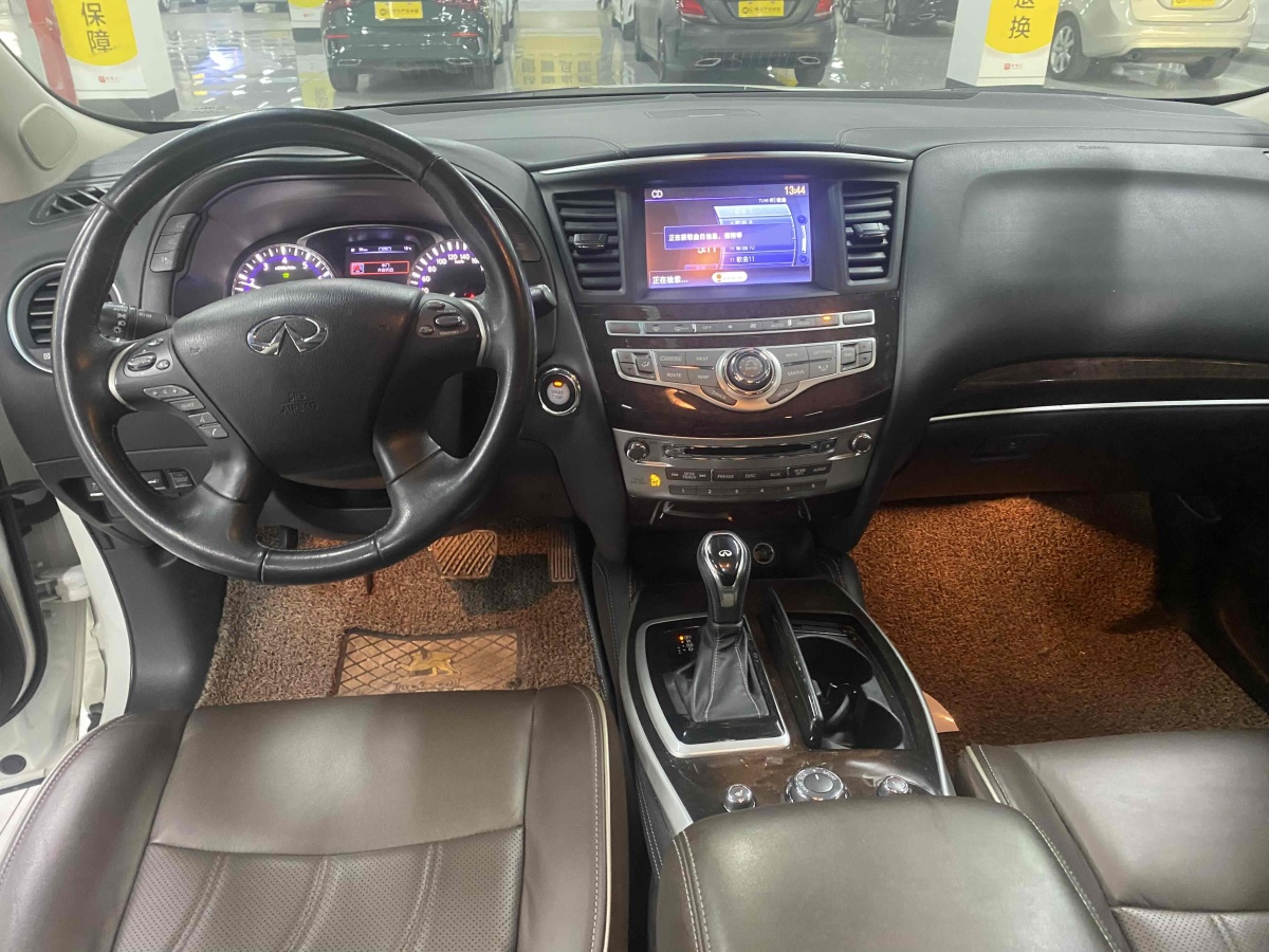 2018年7月英菲尼迪 QX60  2020款 2.5 S/C Hybrid 两驱卓越版 国VI