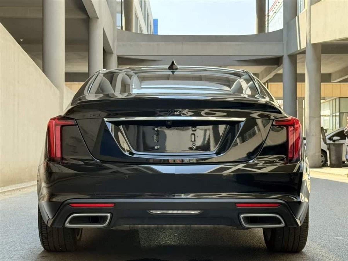 凱迪拉克 CT5  2023款 28T 豪華型（標(biāo)準(zhǔn)版）圖片