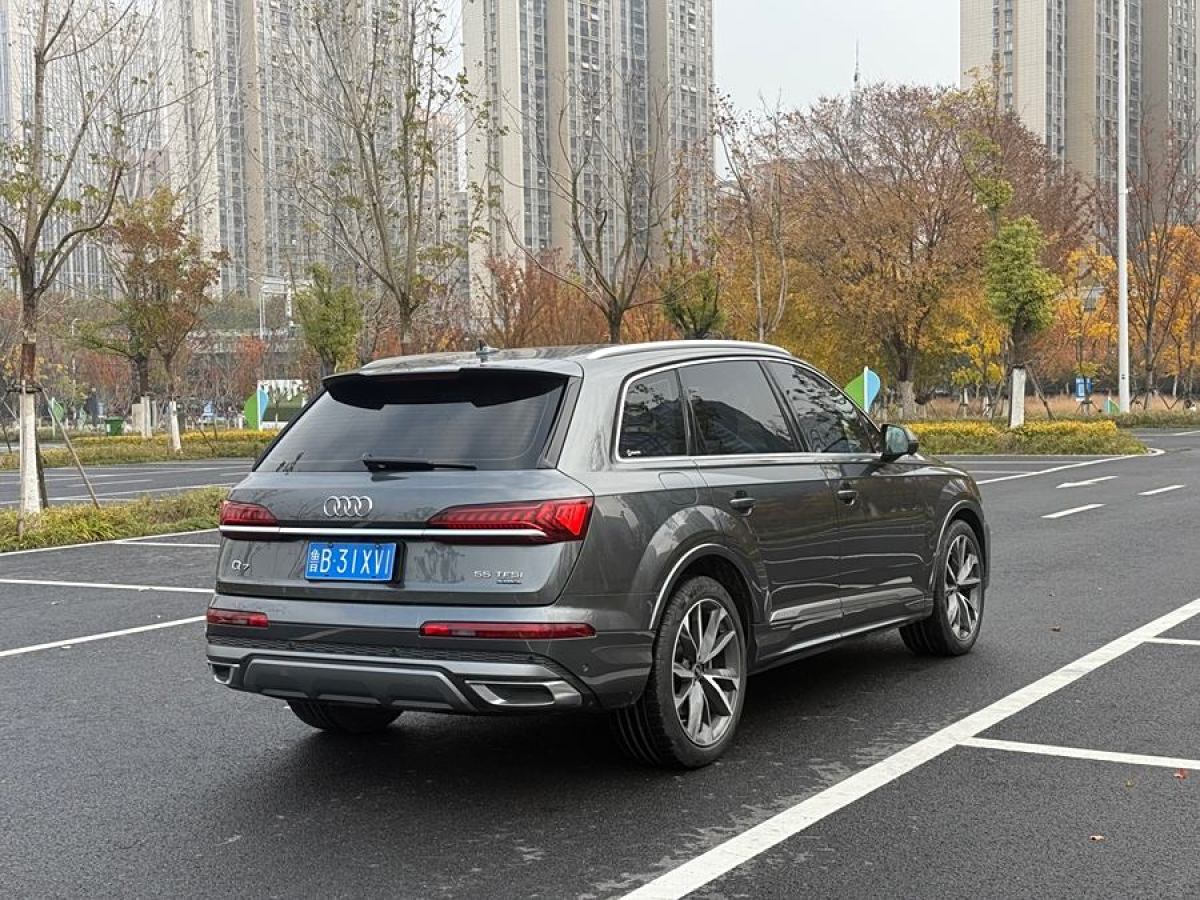 奧迪 奧迪Q7  2024款 55 TFSI quattro S line運動型圖片