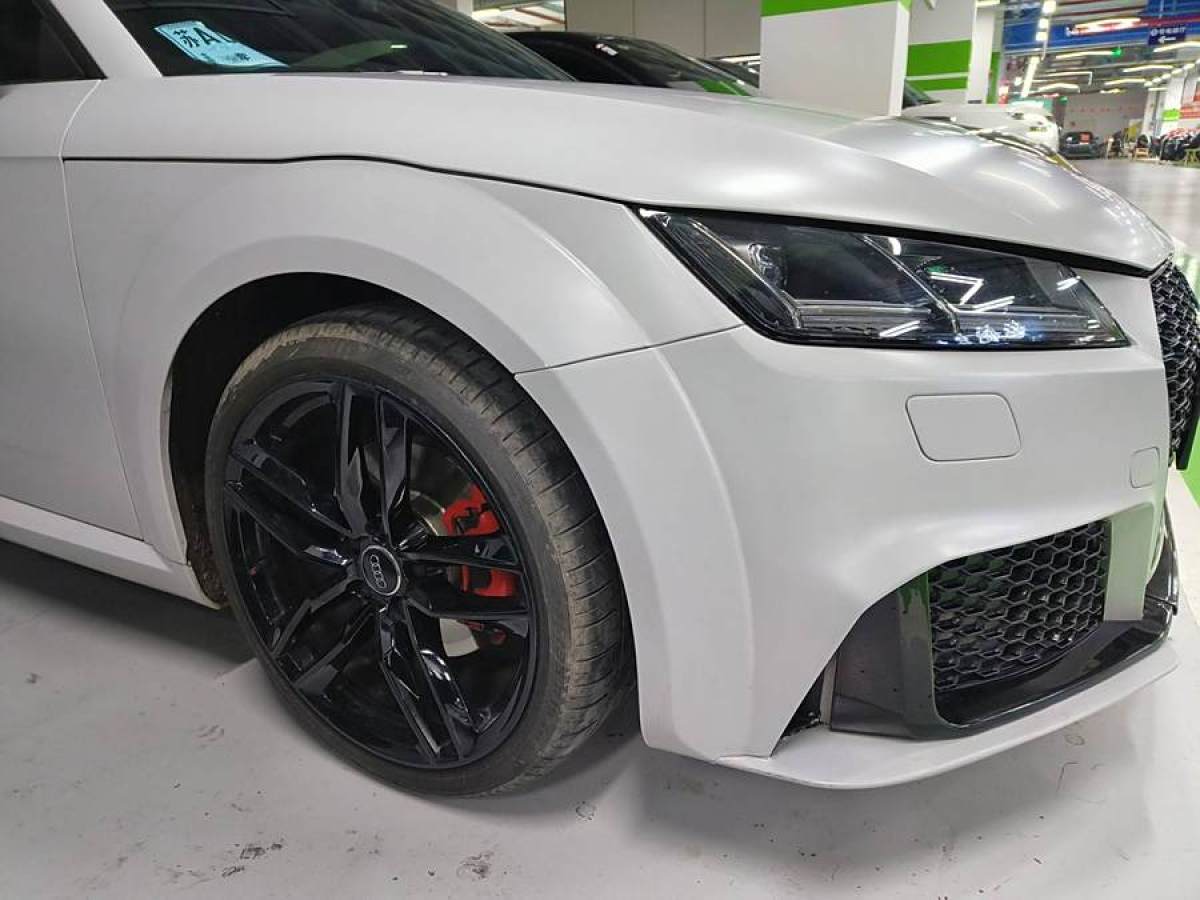 奧迪 奧迪TT  2015款 TT Coupe 45 TFSI quattro 復(fù)仇者聯(lián)盟決勝版圖片