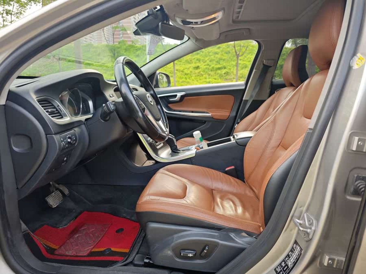 沃爾沃 S60  2015款 L 2.0T T5 智馭版圖片