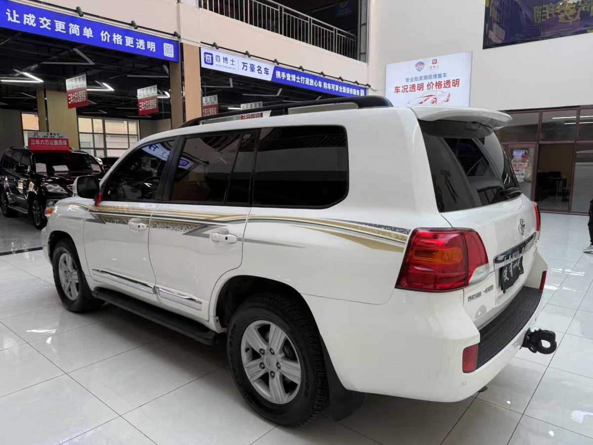 豐田 蘭德酷路澤  2012款 4.6L 自動(dòng)VX-R圖片