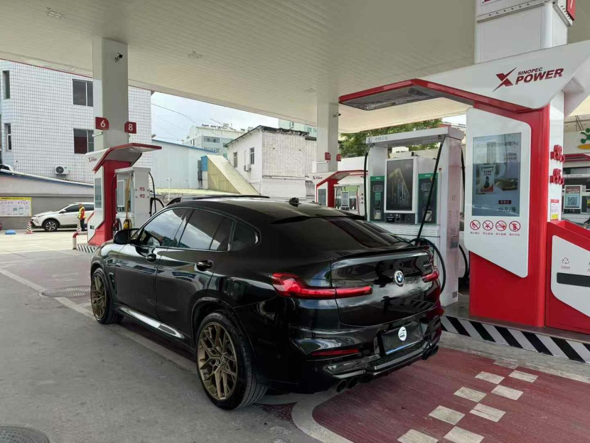 寶馬 寶馬X4  2020款 xDrive25i M越野套裝圖片
