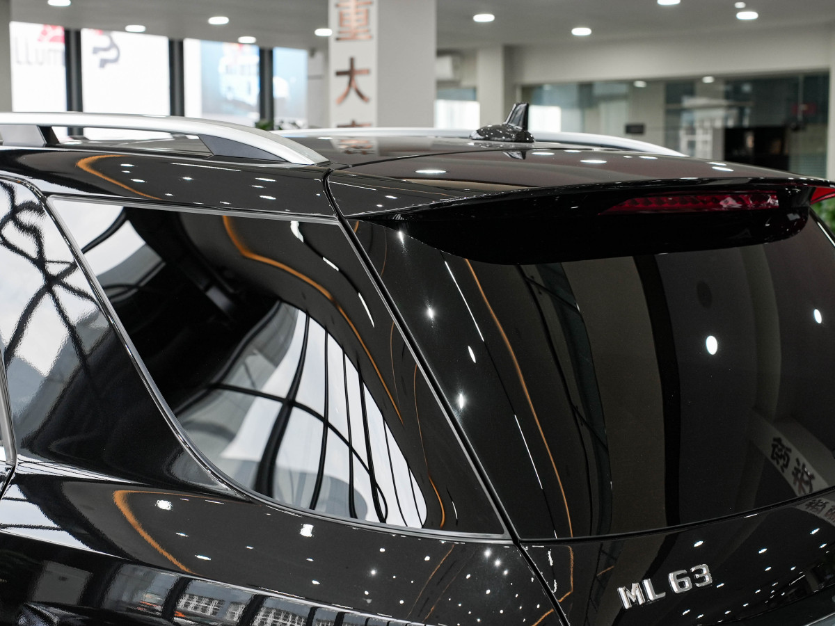 奔驰 奔驰M级AMG  2014款 AMG ML 63图片