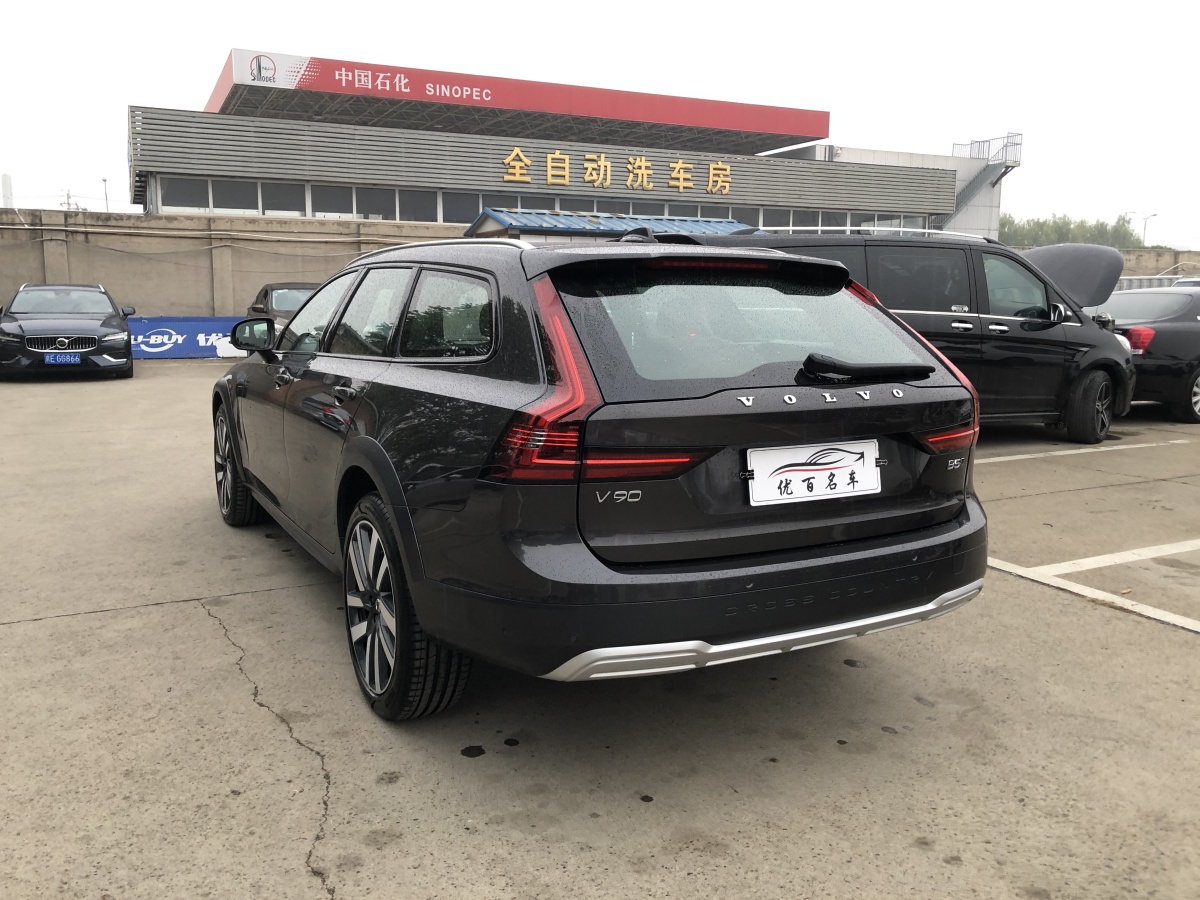 2023年12月沃爾沃 V90  2024款 Cross Country B5 AWD 智尊版