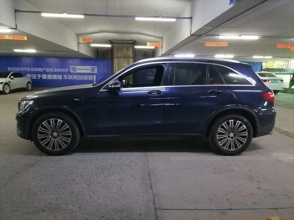 奔馳 奔馳GLC  2016款 GLC 260 4MATIC 動(dòng)感型圖片