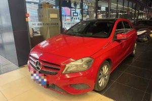 奔驰A级AMG 奔驰 AMG A 45 4MATIC