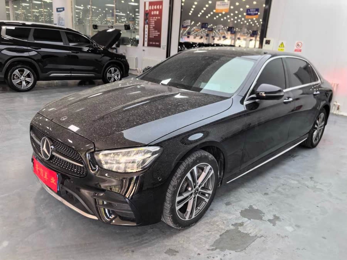 奔馳 奔馳E級(jí)  2021款 改款 E 260 L 運(yùn)動(dòng)型圖片