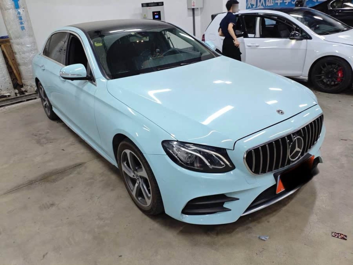 奔馳 奔馳E級(jí)  2019款 改款 E 300 L 運(yùn)動(dòng)豪華型圖片