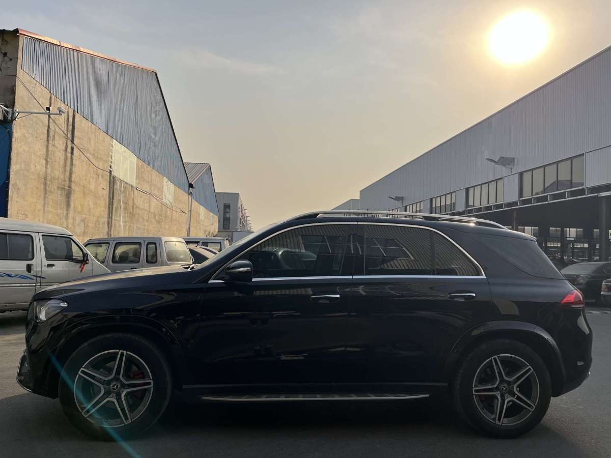 奔馳 奔馳GLE  2020款  GLE 350 4MATIC 時尚型圖片