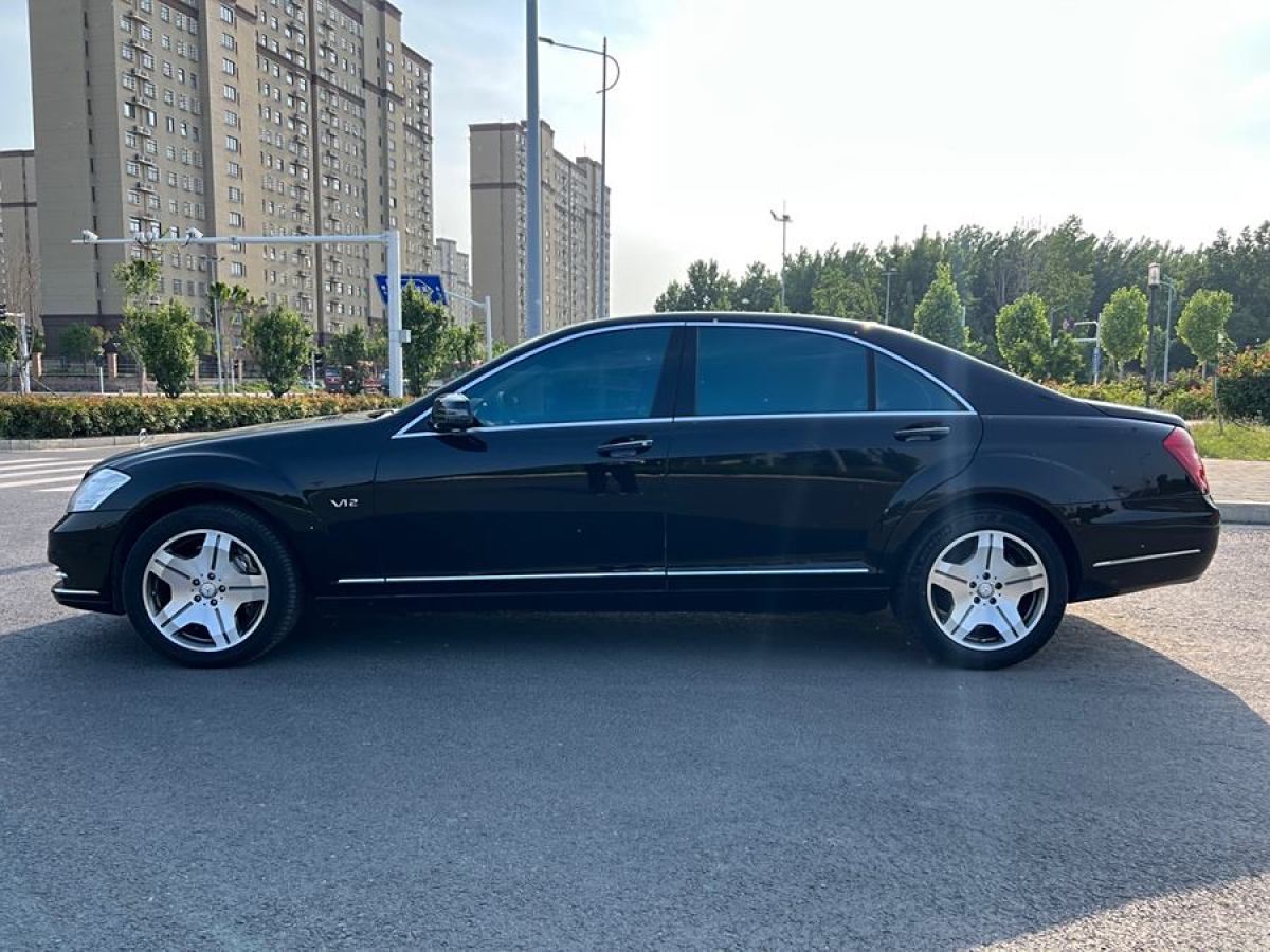 2008年8月奔馳 奔馳S級  2008款 S 600 L