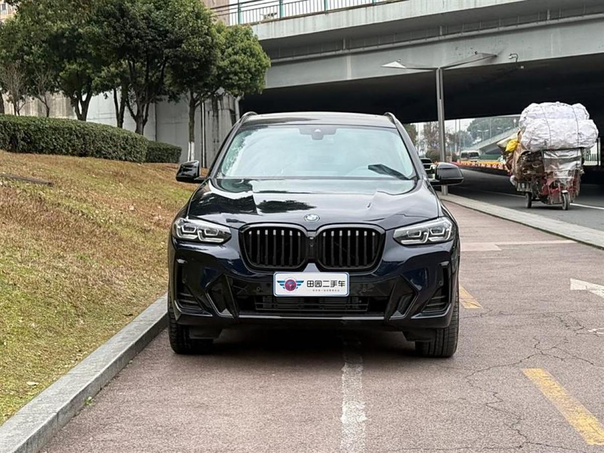 寶馬 寶馬X3  2023款 xDrive30i 領(lǐng)先型 M曜夜套裝圖片