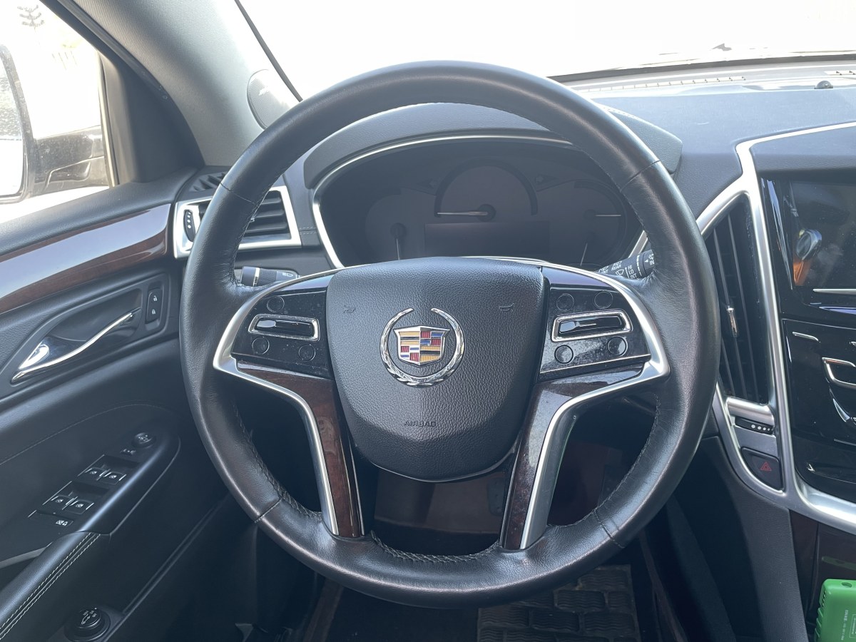 凱迪拉克 SRX  2015款 3.0L 精英型圖片