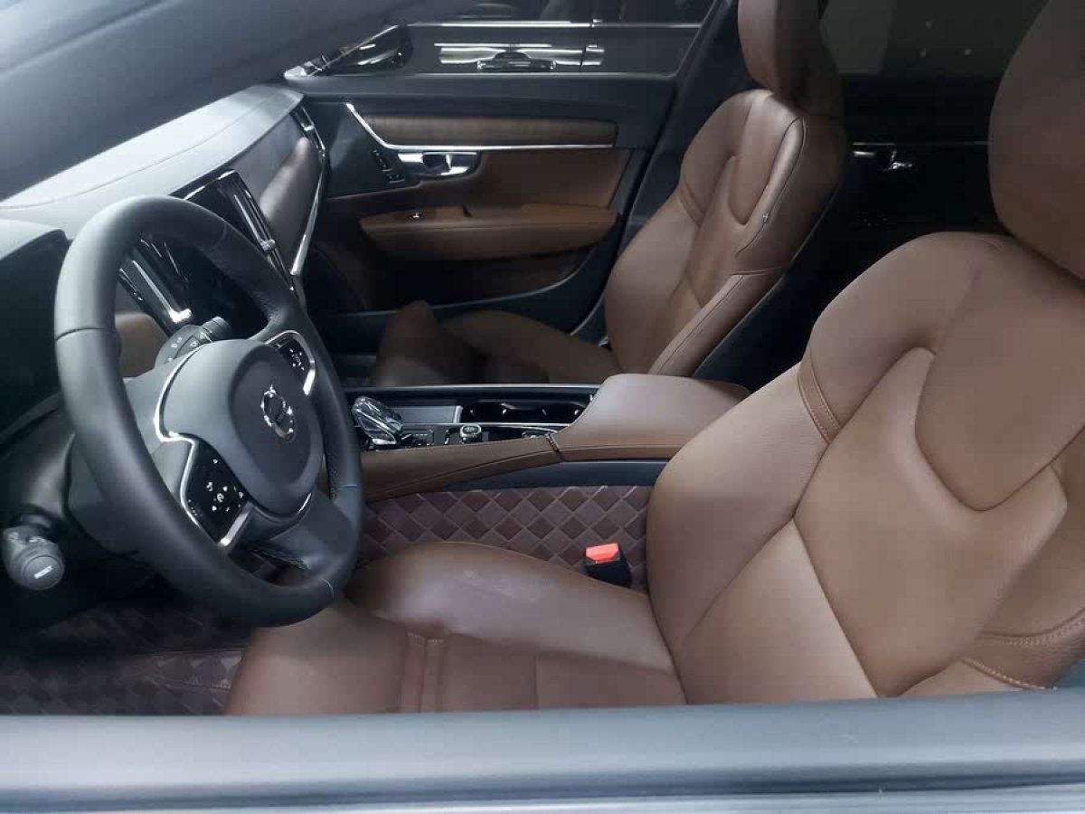 沃爾沃 S90  2024款 B5 智遠(yuǎn)豪華版圖片