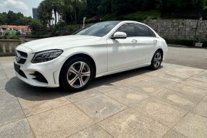 奔馳C級(jí) 奔馳 改款 C 260 L 運(yùn)動(dòng)版