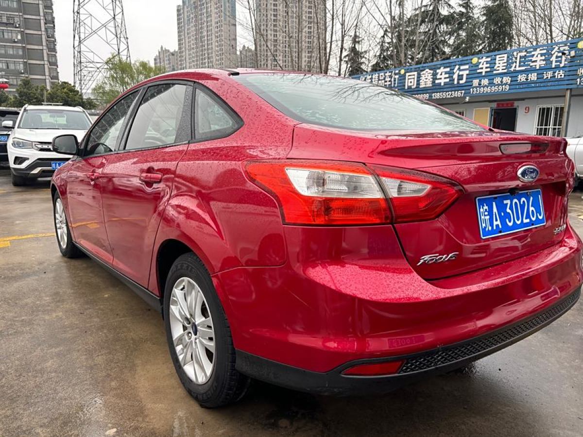 福特 ?？怂? 2012款 三廂 1.6L 自動(dòng)舒適型圖片