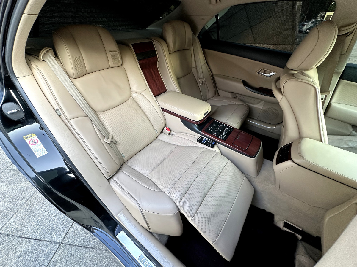 豐田 皇冠  2010款 4.3L Royal Saloon VIP圖片