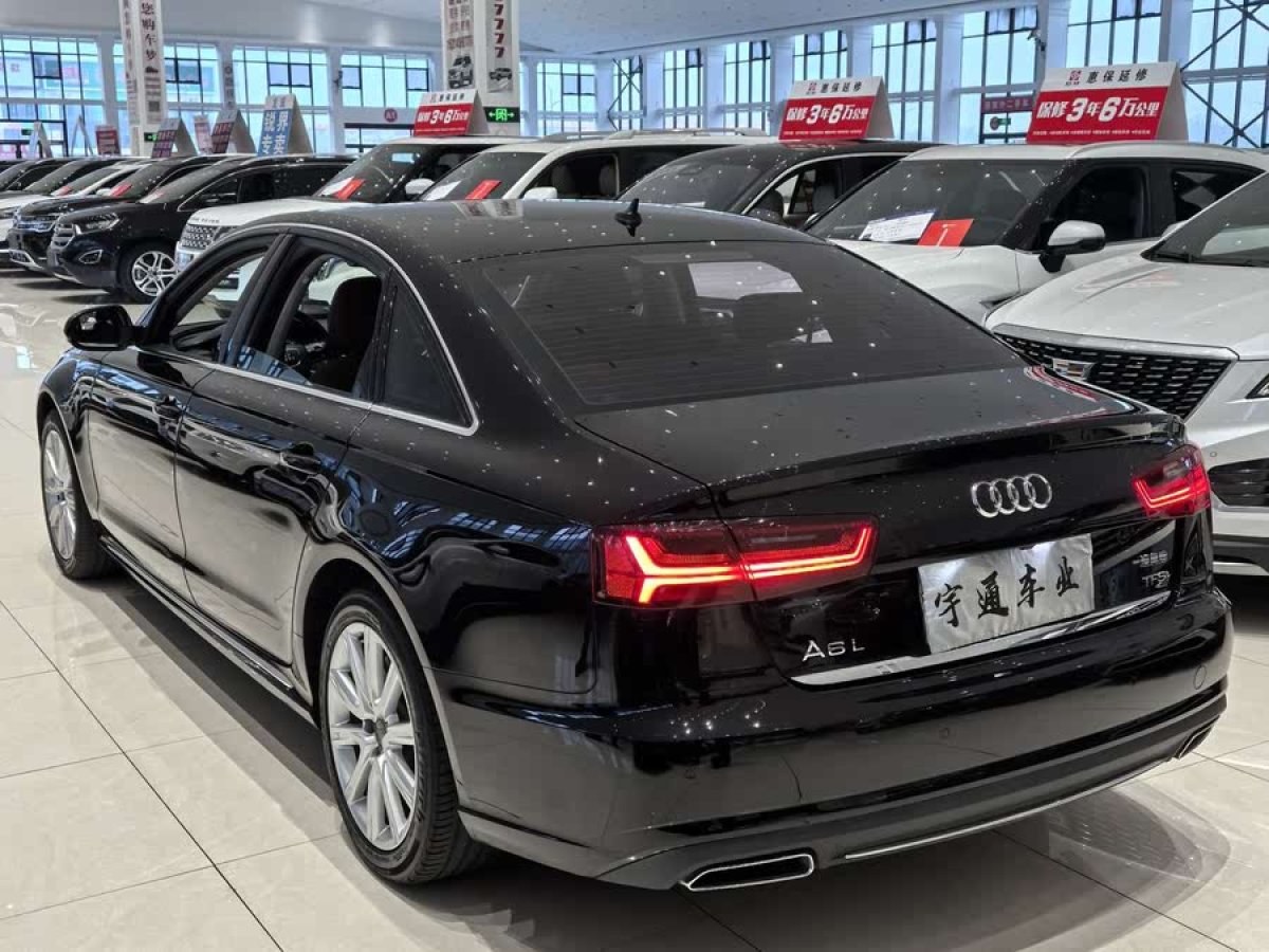 奧迪 奧迪A4L  2018款 30周年年型 30 TFSI 進取型圖片