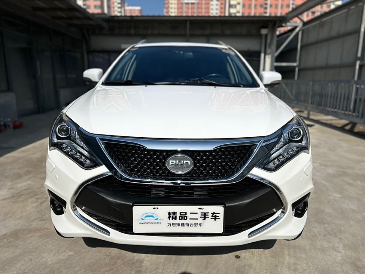 比亞迪 唐新能源  2015款 2.0T 四驅(qū)旗艦型圖片